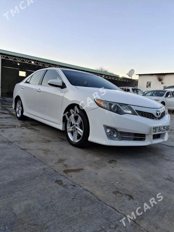 Toyota Camry 2012 - 190 000 TMT - Büzmeýin - img 3