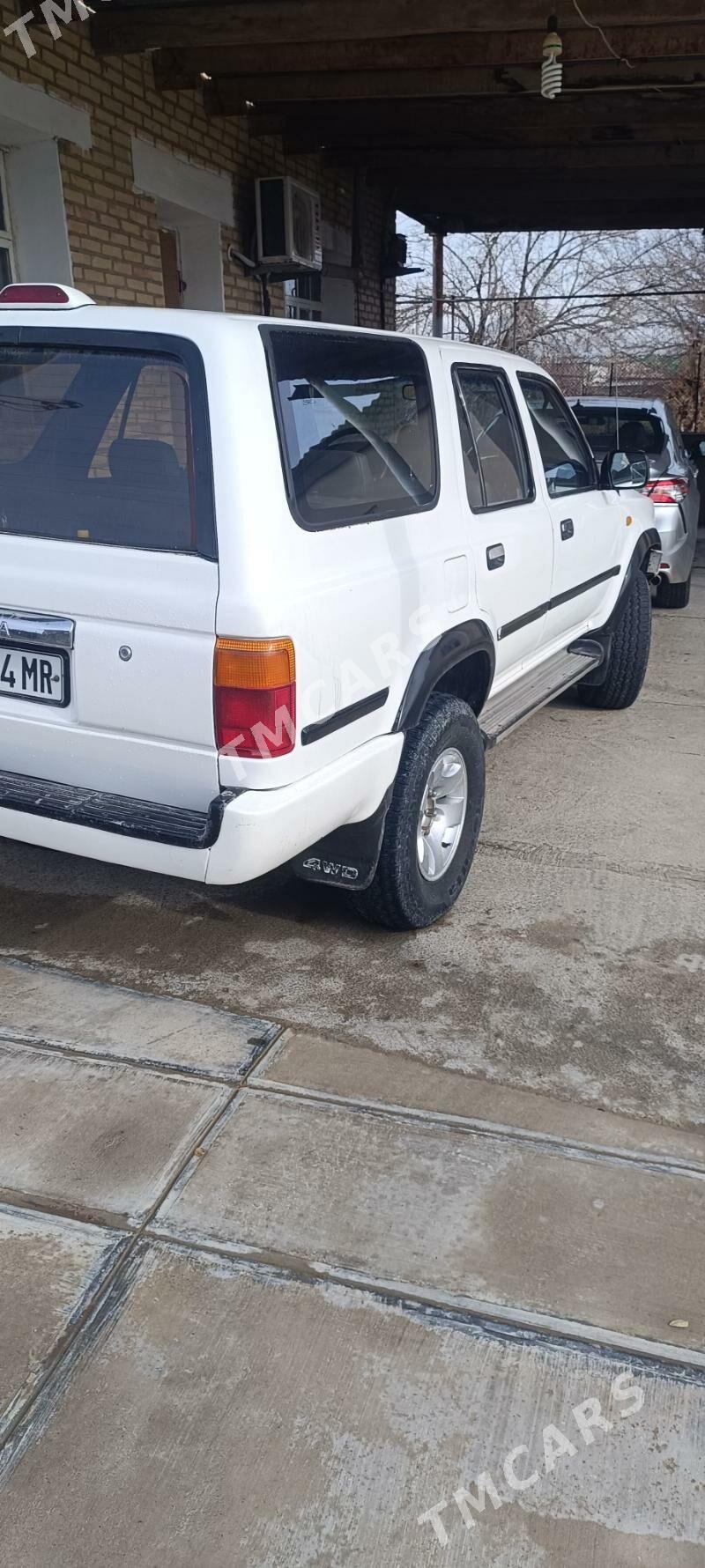 Toyota Fortuner 1995 - 90 000 TMT - Gökdepe - img 2