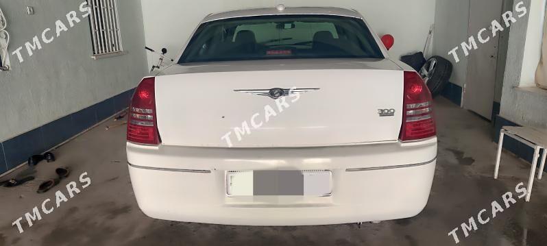 Chrysler 300C 2004 - 86 000 TMT - Gyzylarbat - img 5