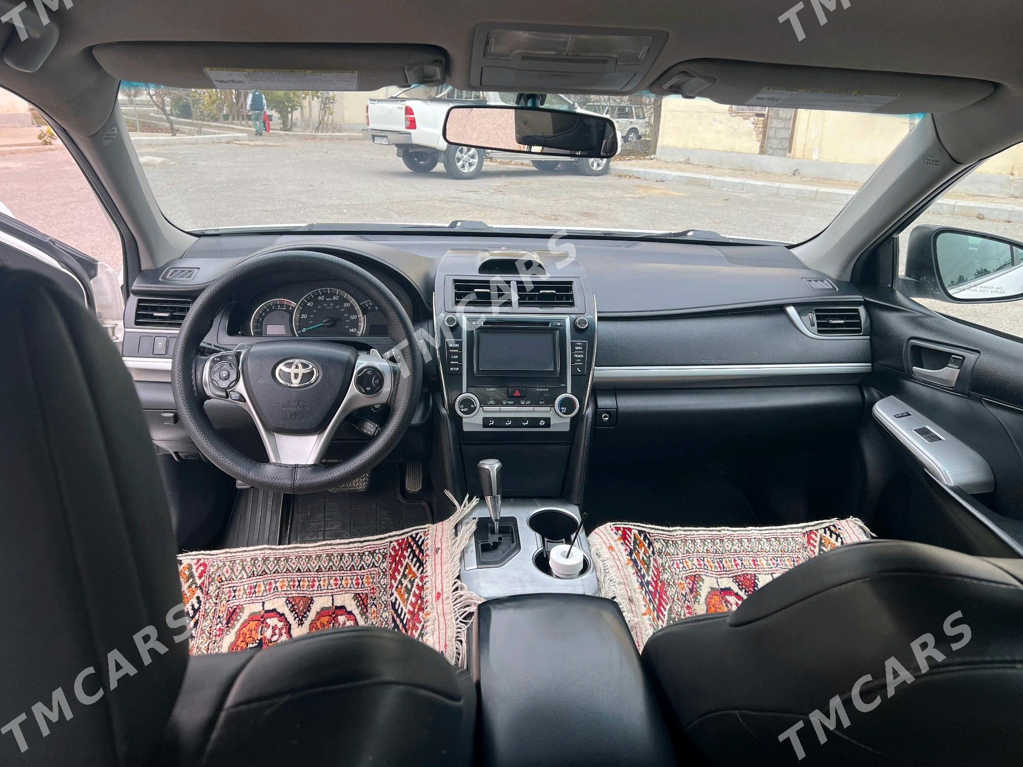 Toyota Camry 2014 - 195 000 TMT - Кëши - img 2