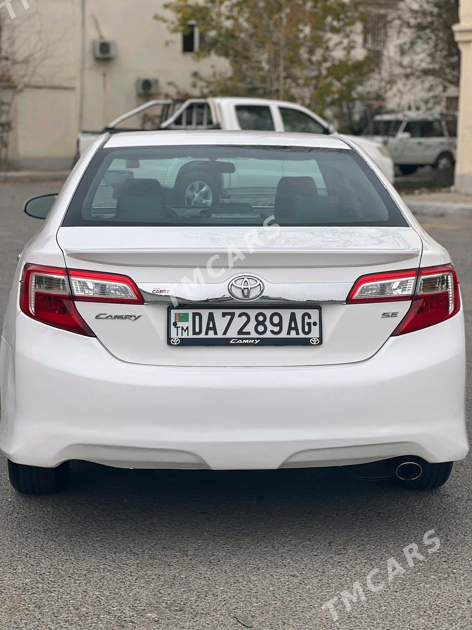 Toyota Camry 2014 - 195 000 TMT - Кëши - img 4