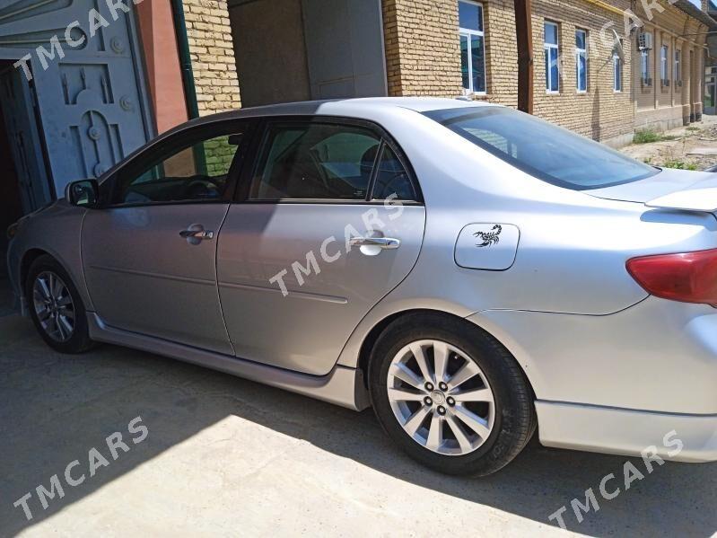 Toyota Corolla 2010 - 130 000 TMT - Türkmenabat - img 2