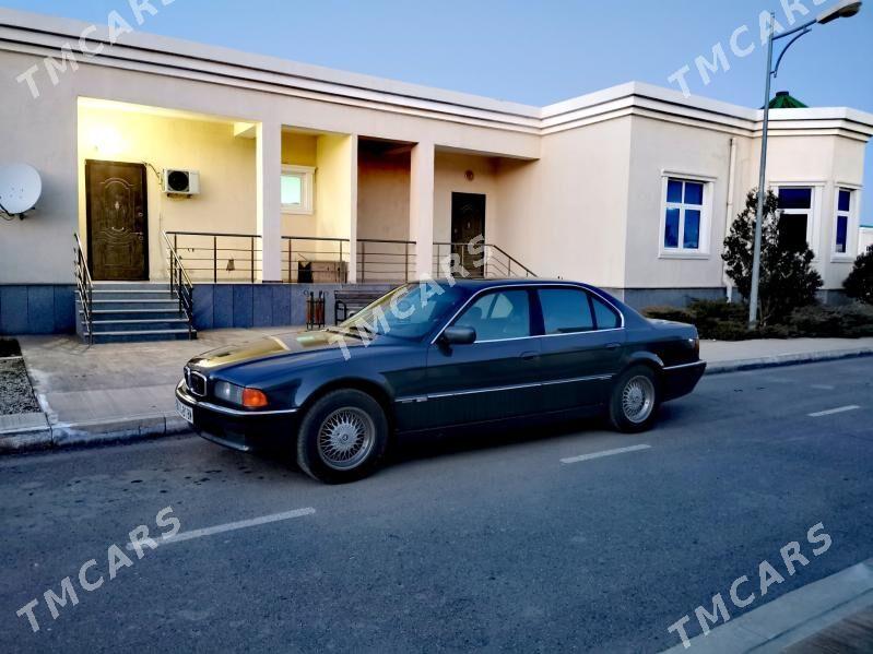 BMW 740 1996 - 70 000 TMT - Балканабат - img 4