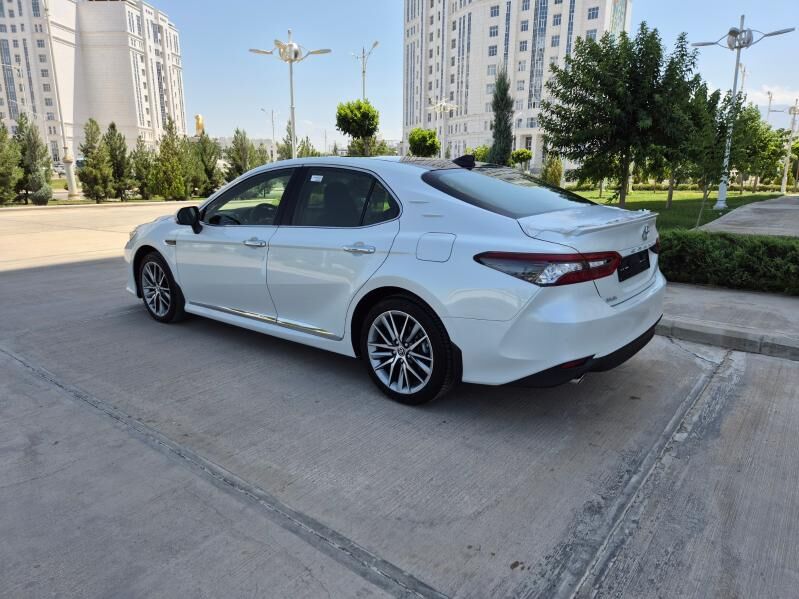 Toyota Camry 2023 - 790 000 TMT - Aşgabat - img 4