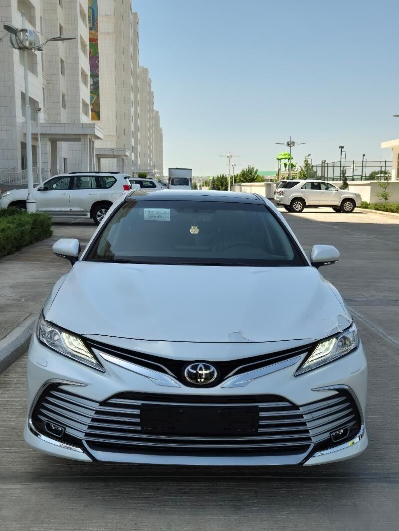 Toyota Camry 2023 - 790 000 TMT - Aşgabat - img 3