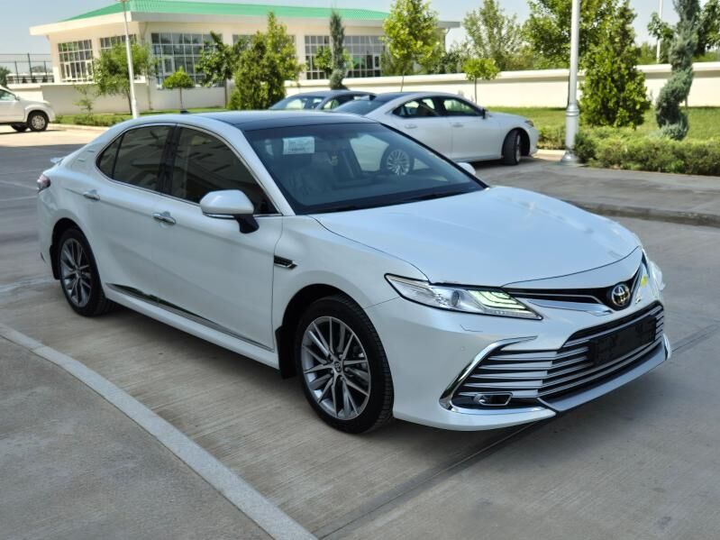 Toyota Camry 2023 - 790 000 TMT - Aşgabat - img 2