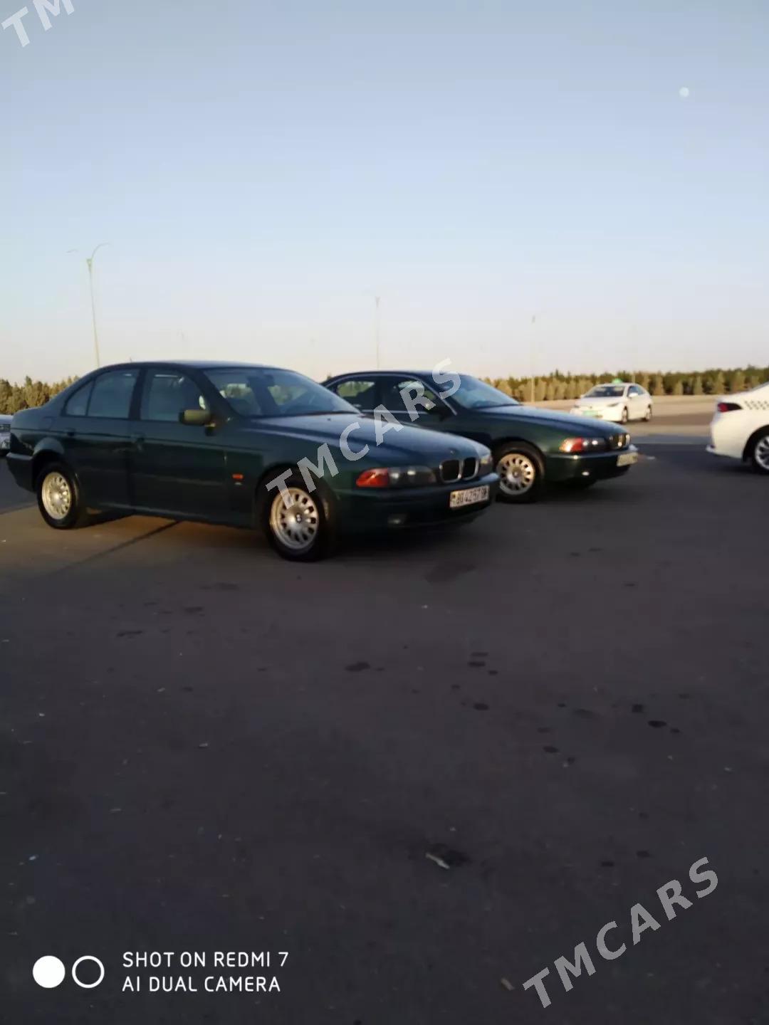 BMW E39 1998 - 90 000 TMT - Türkmenbaşy - img 3