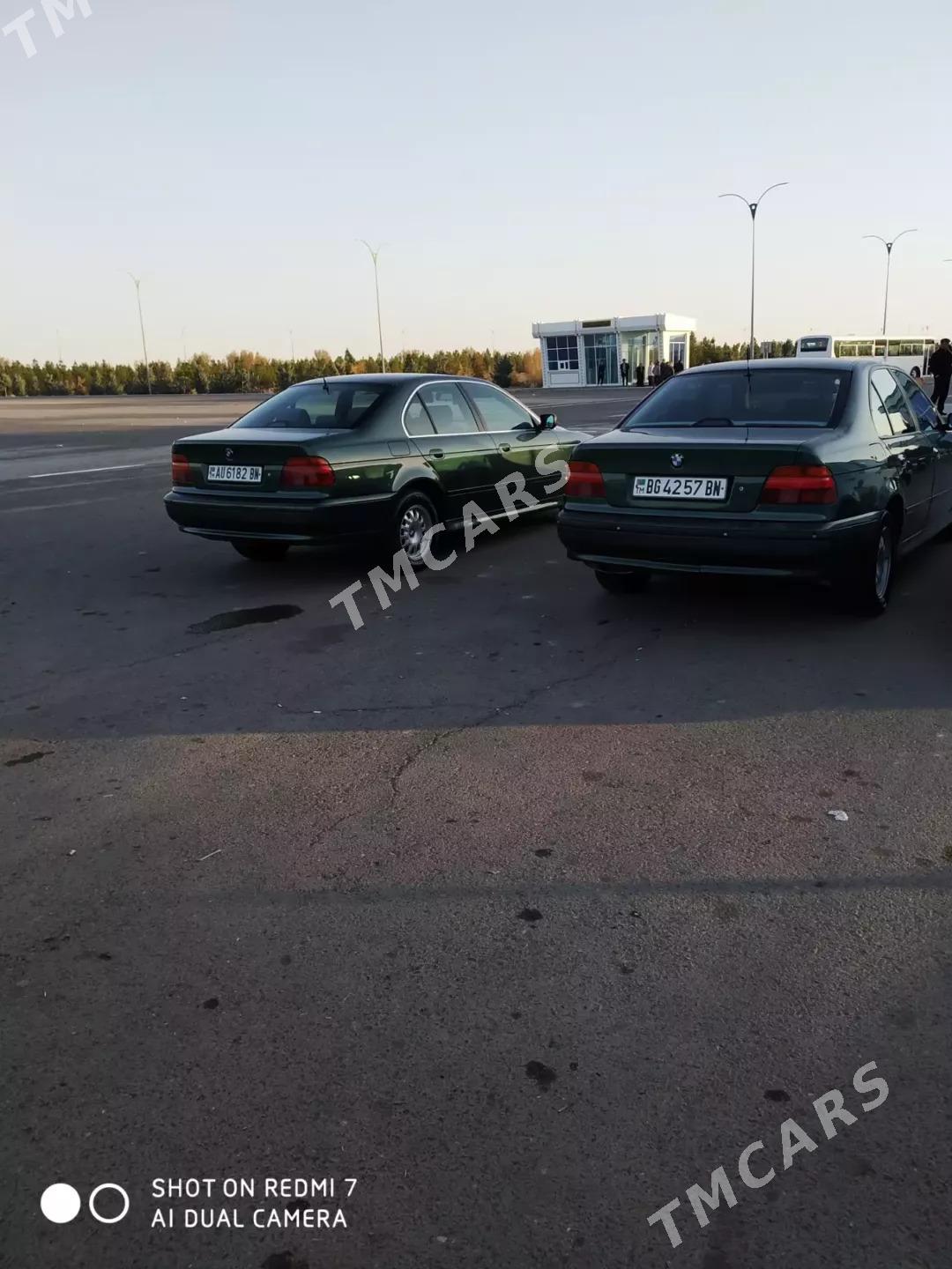 BMW E39 1998 - 90 000 TMT - Türkmenbaşy - img 4