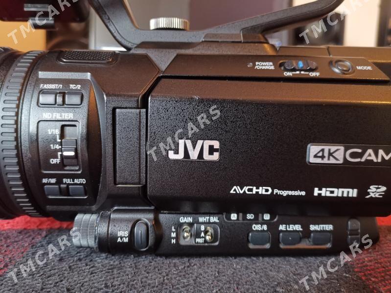 JVC 4K GY-HM200E camera - Mary - img 2