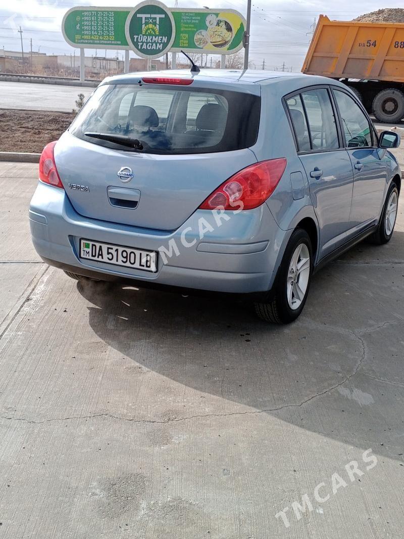 Nissan Versa 2010 - 90 000 TMT - Туркменабат - img 3