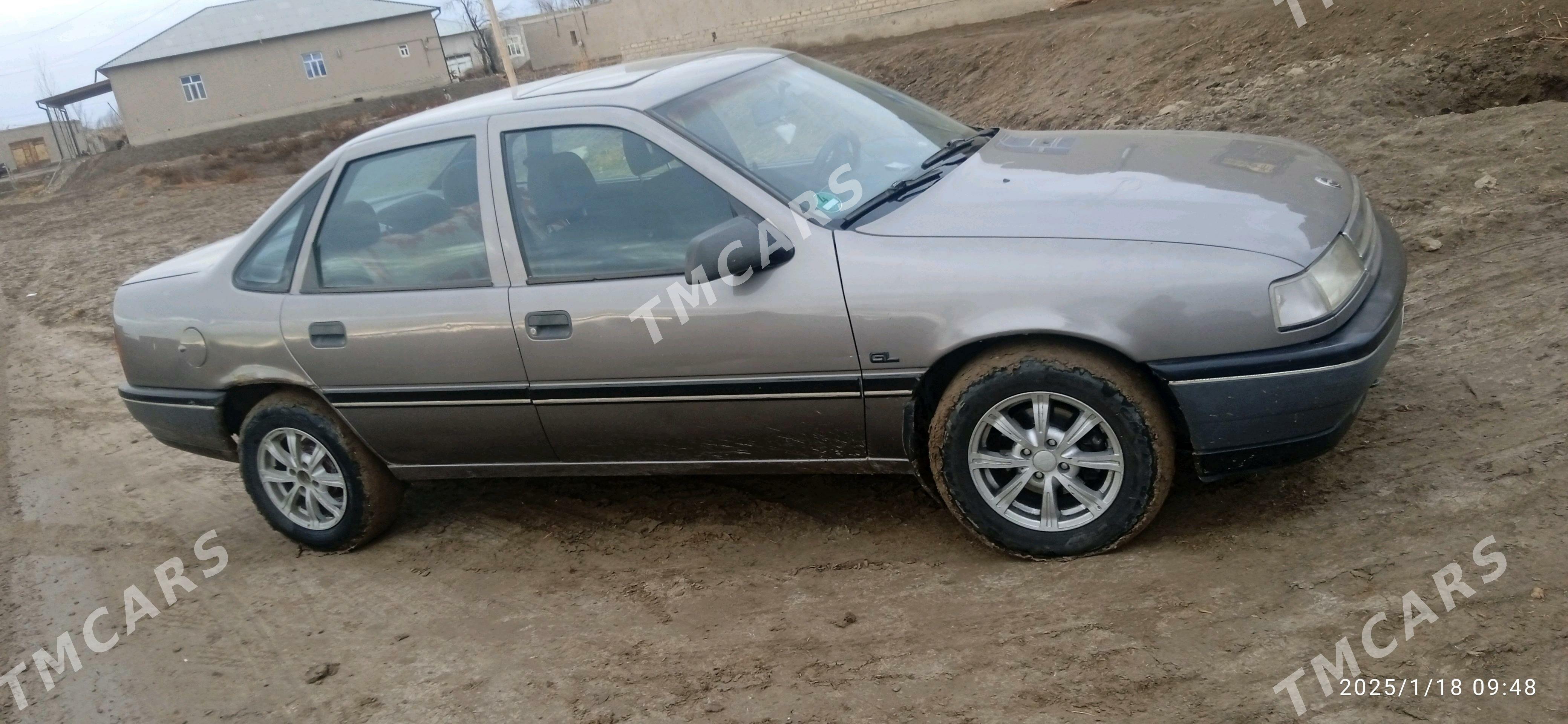 Opel Vectra 1992 - 38 000 TMT - Болдумсаз - img 2