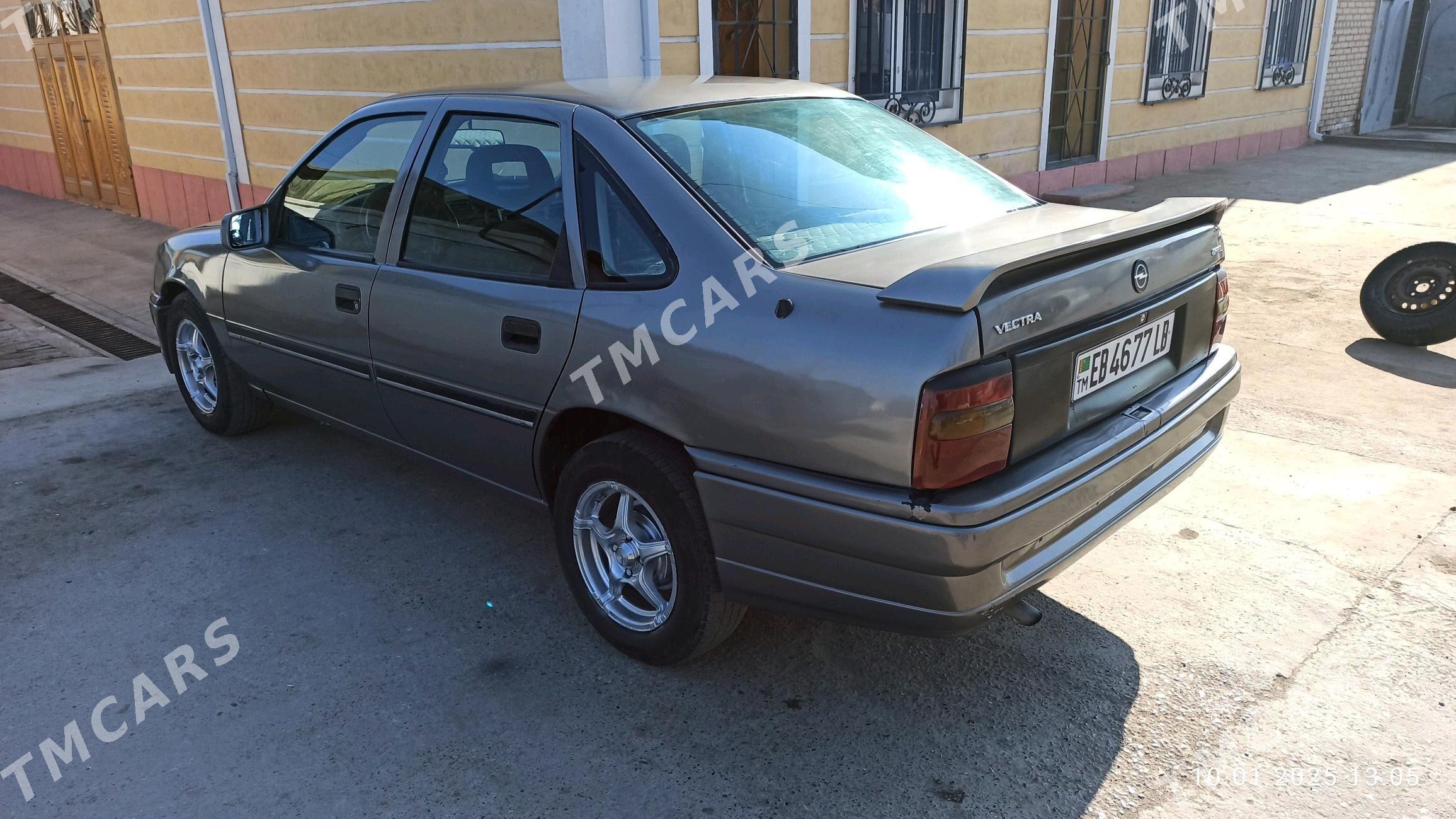 Opel Vectra 1993 - 35 000 TMT - Дянев - img 2