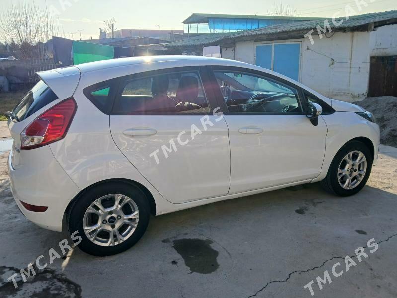 Ford Fiesta 2014 - 110 000 TMT - Ашхабад - img 3