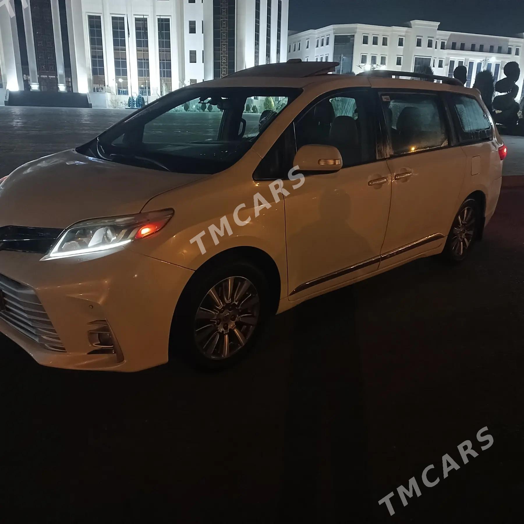 Toyota Sienna 2018 - 315 000 TMT - Aşgabat - img 8