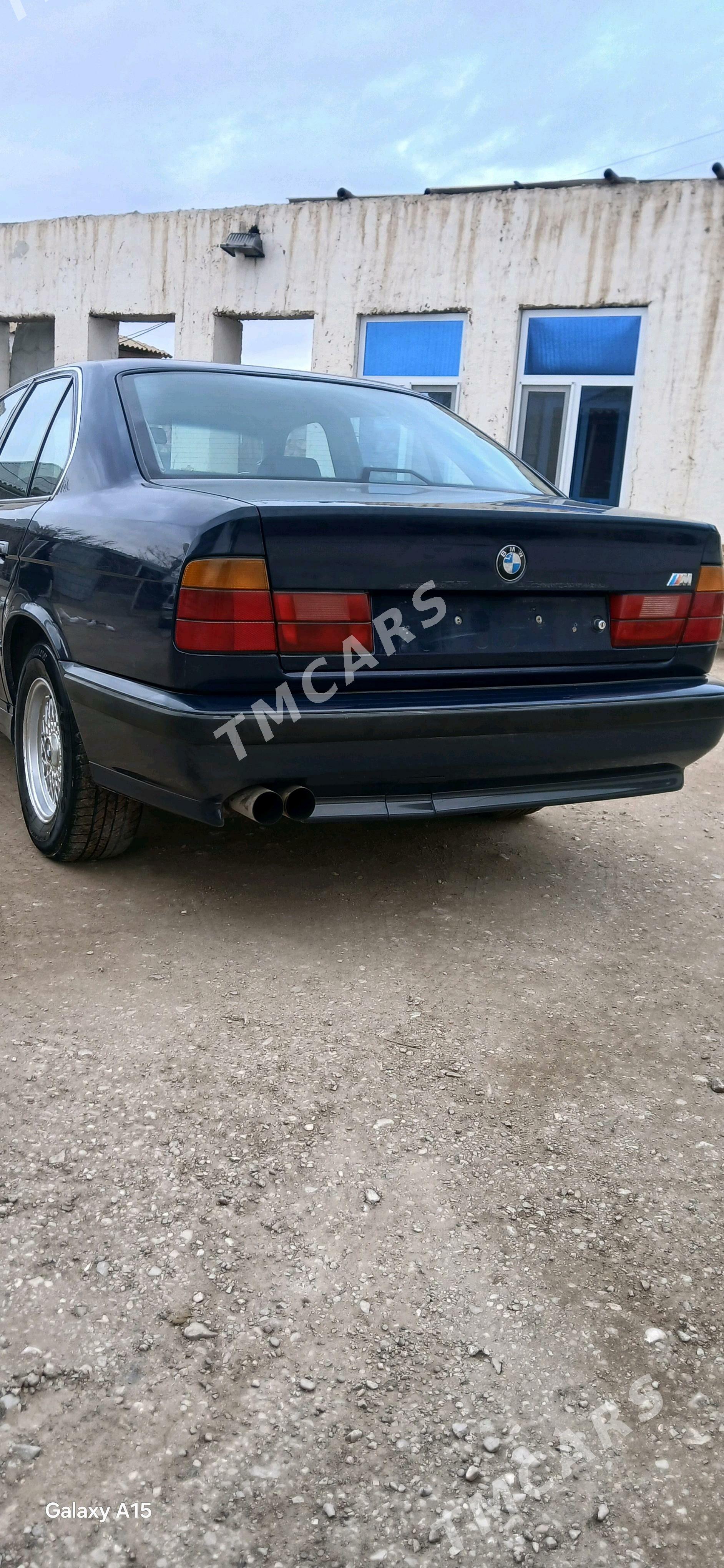 BMW 5 Series 1990 - 50 000 TMT - Balkanabat - img 3