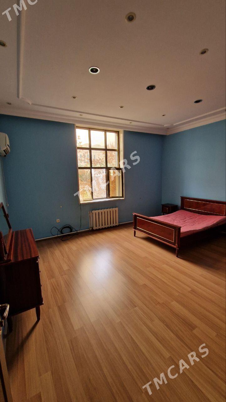 Коттедж центр 250 м²  12 соток - Ашхабад - img 9