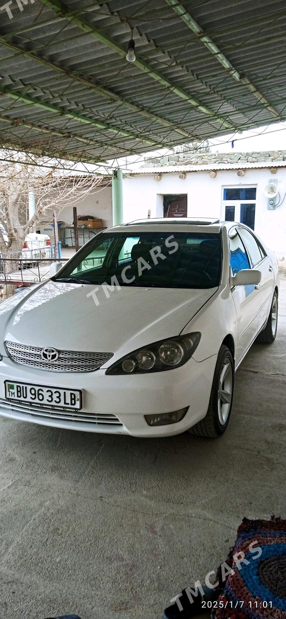 Toyota Camry 2002 - 136 000 TMT - Койтендаг - img 2