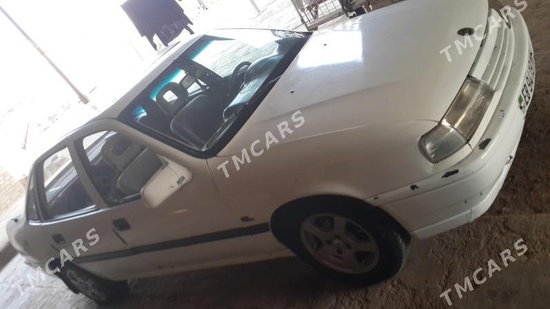 Opel Vectra 1992 - 20 000 TMT - Wekilbazar - img 2