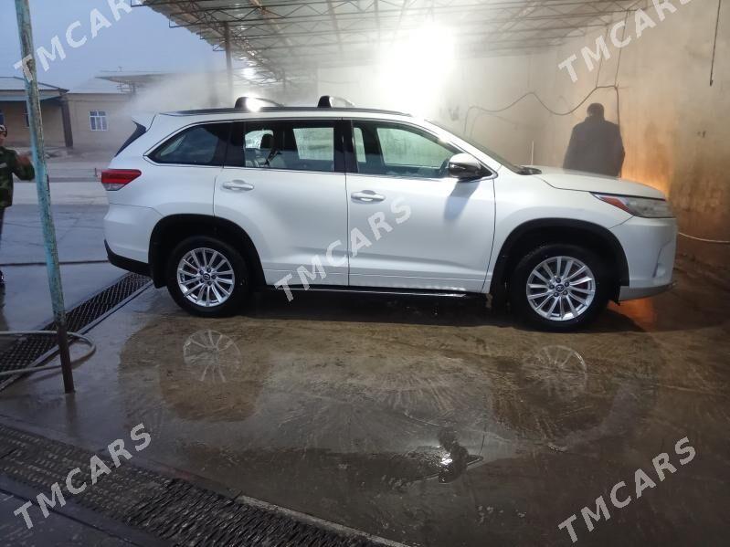 Toyota Highlander 2017 - 435 000 TMT - Farap - img 5