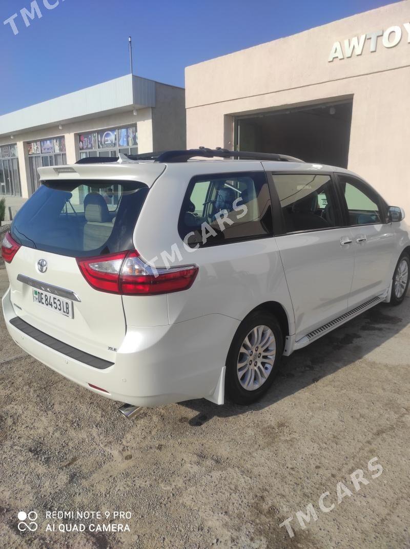 Toyota Sienna 2016 - 380 000 TMT - Köýtendag - img 4