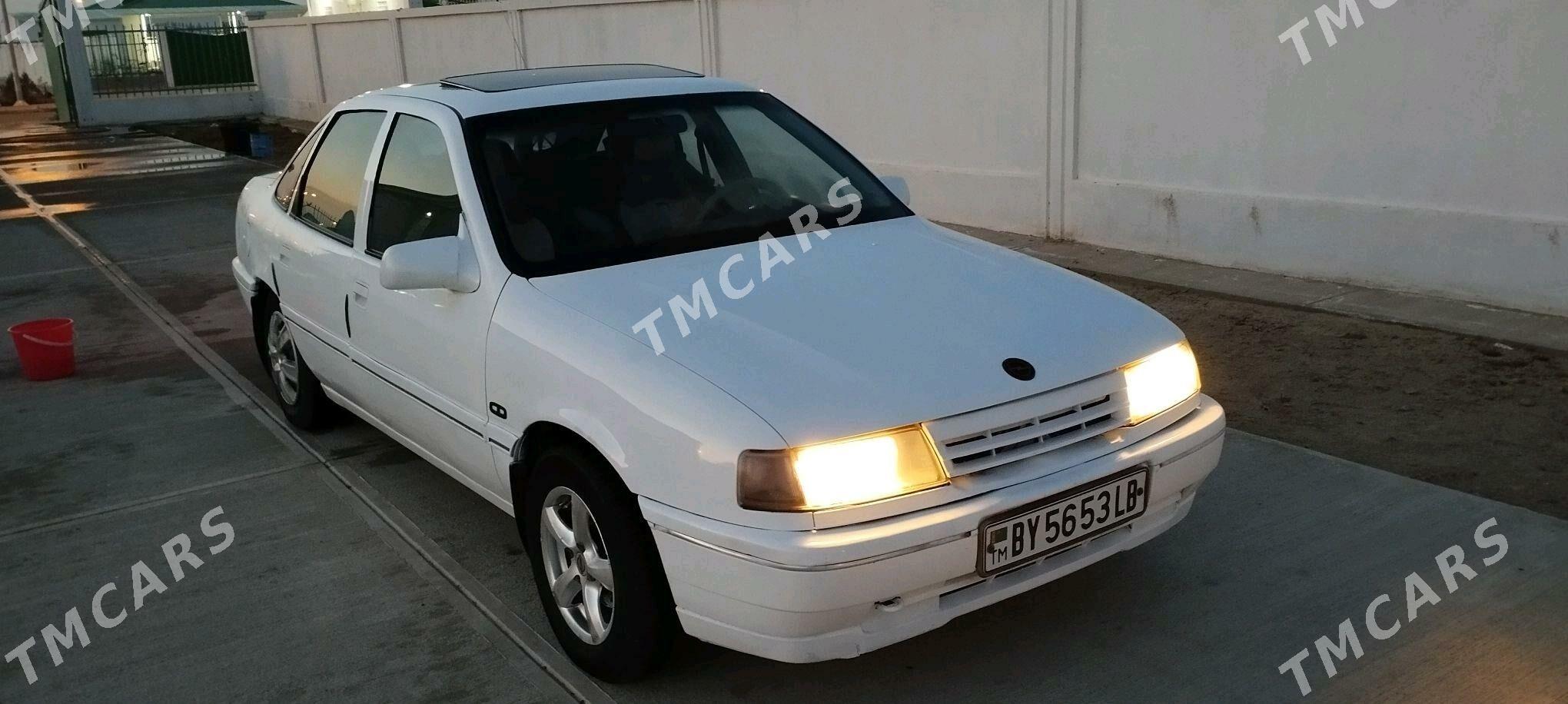 Opel Vectra 1989 - 35 000 TMT - Халач - img 2