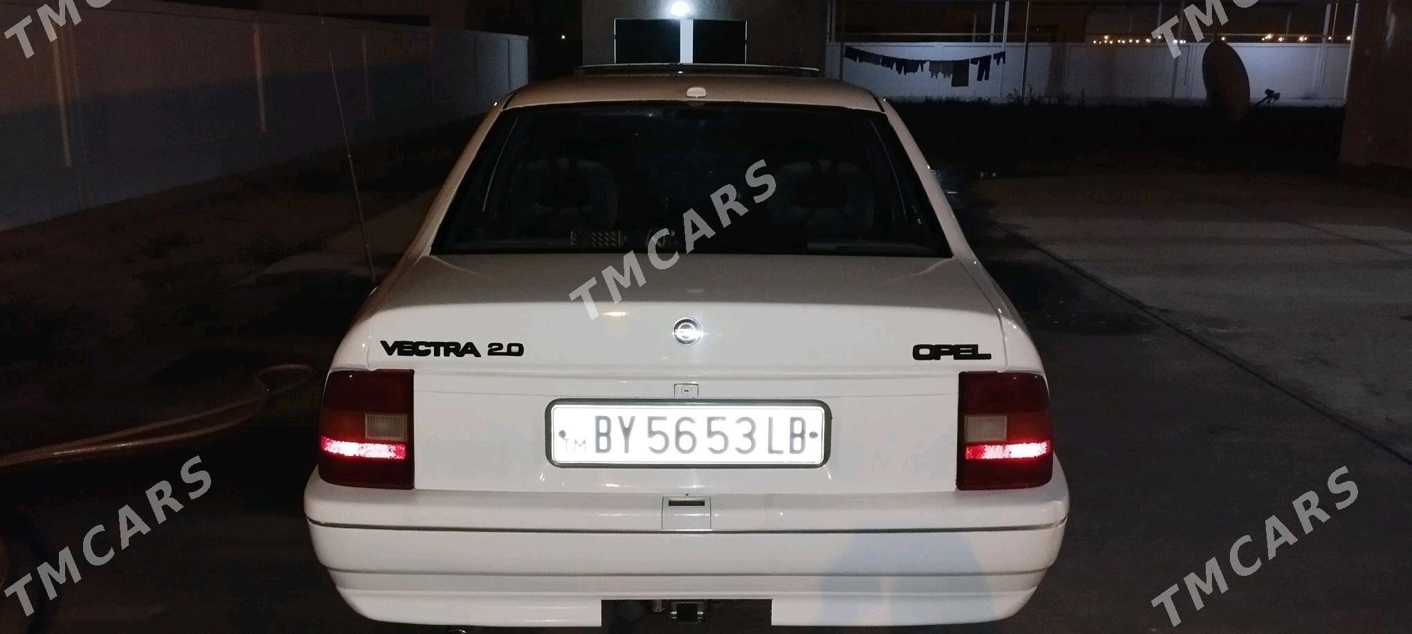 Opel Vectra 1989 - 35 000 TMT - Халач - img 7