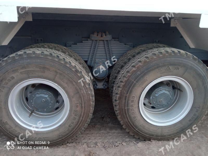 Howo Sinotruk 2011 - 350 000 TMT - Мары - img 8