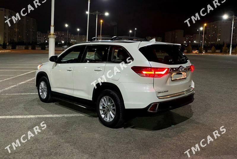 Toyota Highlander 2019 - 480 000 TMT - "Altyn Asyr" Gündogar bazary (Jygyllyk) - img 3