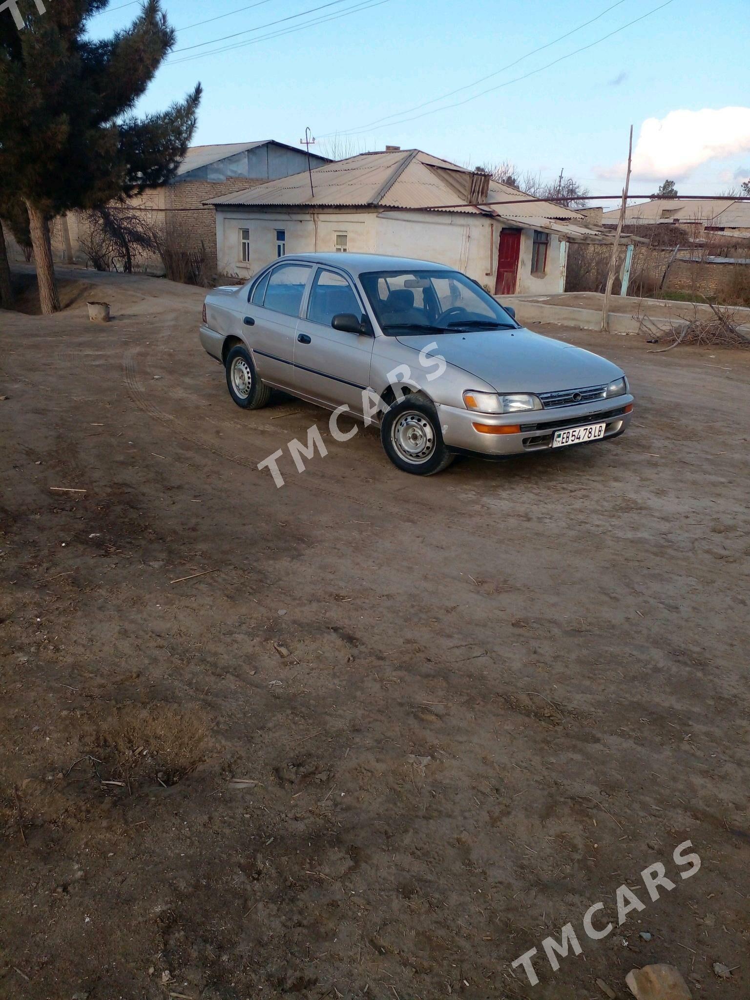 Toyota Corolla 1993 - 47 000 TMT - Сакар - img 3