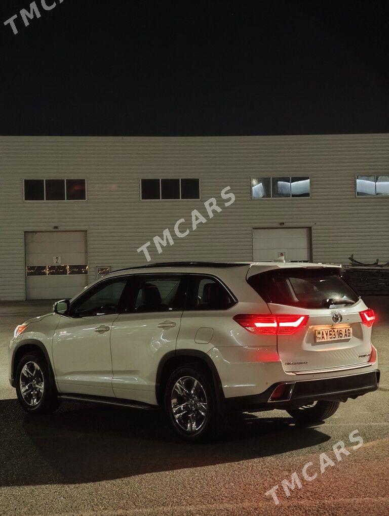 Toyota Highlander 2018 - 565 000 TMT - Aşgabat - img 3