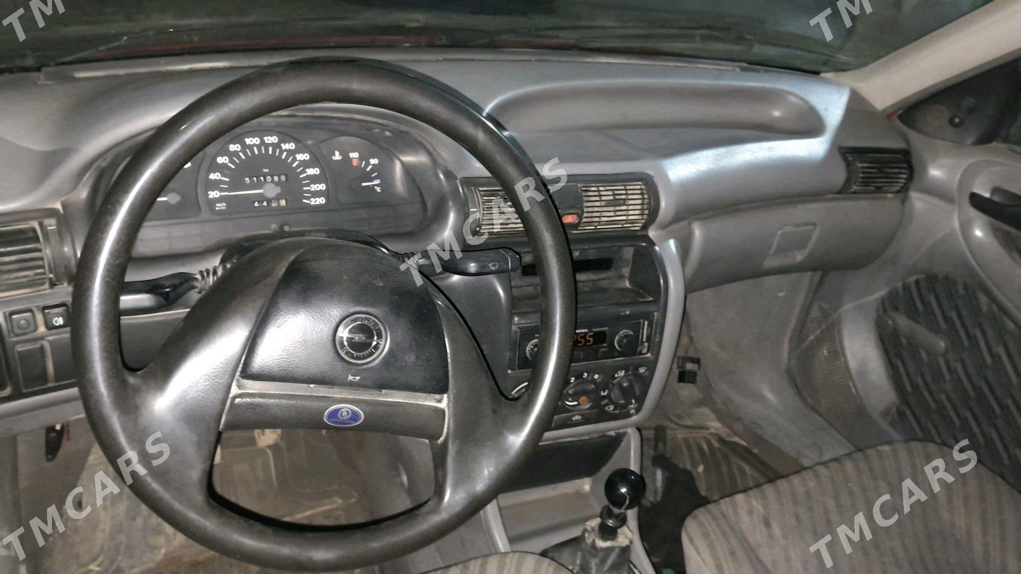 Opel Astra 1994 - 22 000 TMT - Саят - img 5