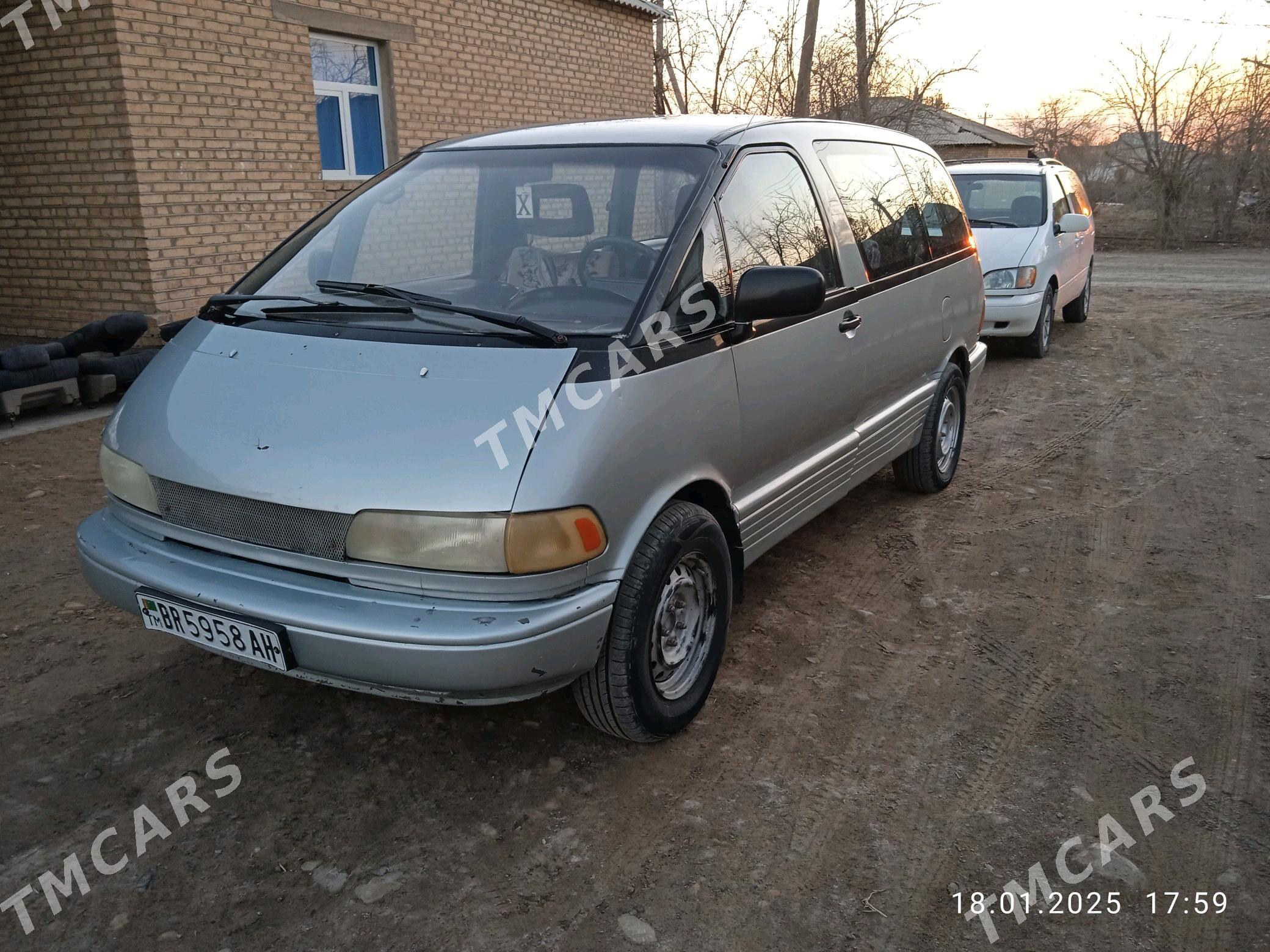 Toyota Previa 1993 - 70 000 TMT - Бабадайхан - img 3