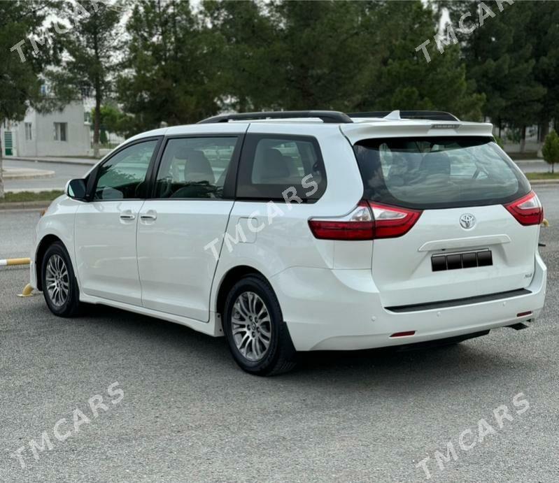 Toyota Sienna 2018 - 510 000 TMT - Aşgabat - img 6