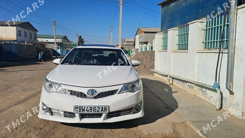 Toyota Camry 2014 - 210 000 TMT - Ýaşlyk - img 4