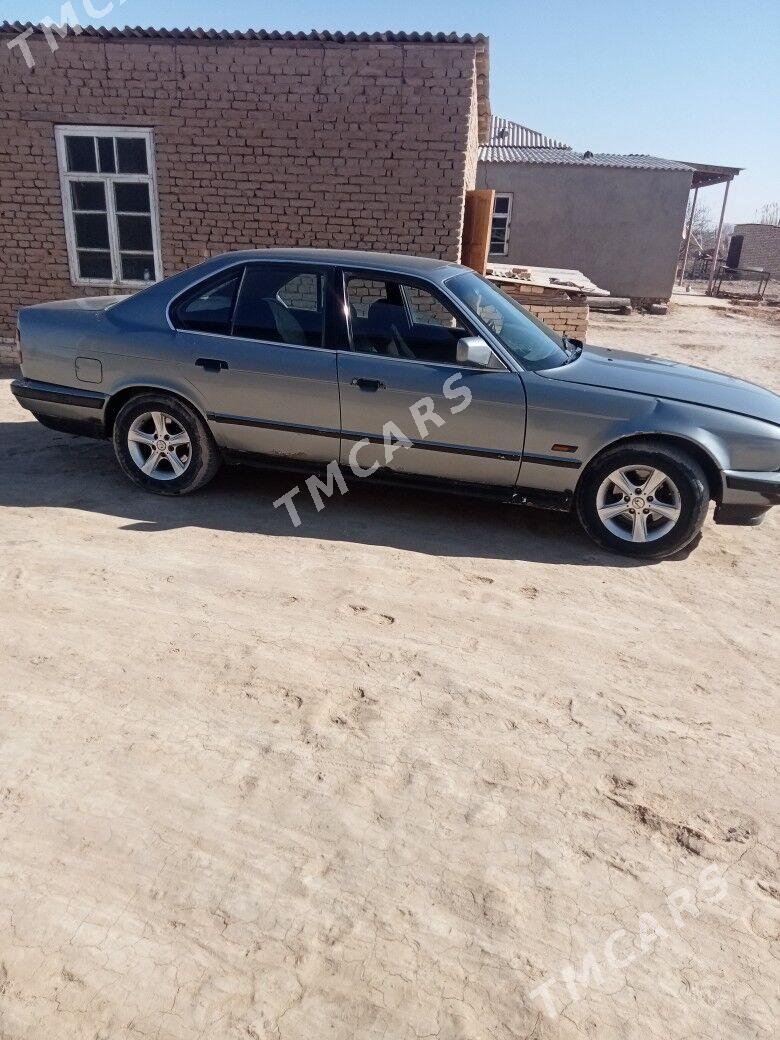 BMW 535 1992 - 35 000 TMT - Ёлётен - img 2