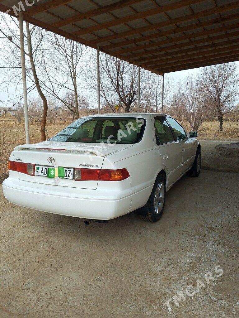 Toyota Camry 2001 - 140 000 TMT - Köneürgenç - img 2