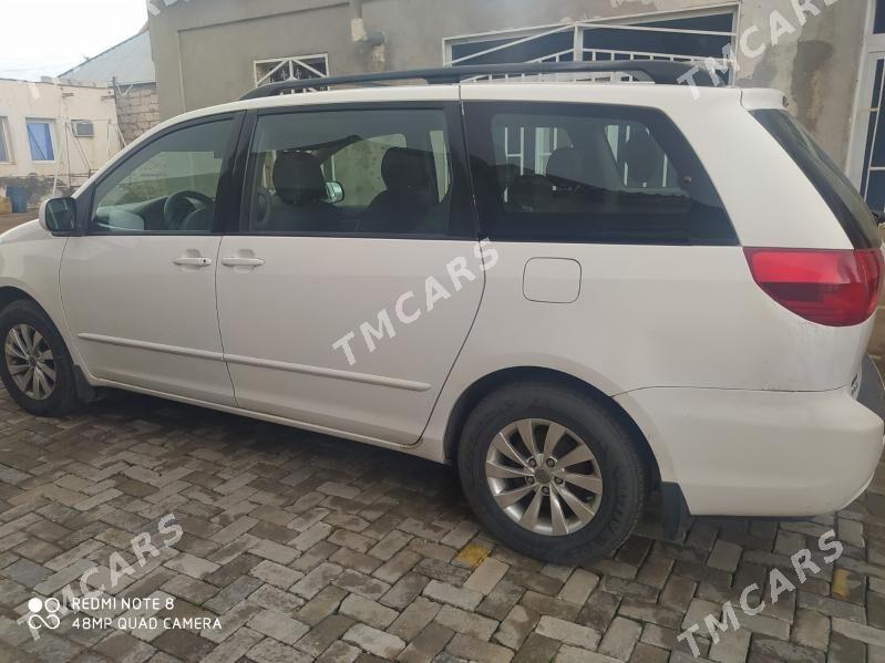 Toyota Sienna 2004 - 250 000 TMT - Türkmenbaşy - img 5