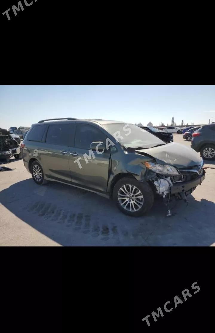 Toyota Sienna 2019 - 450 000 TMT - Мары - img 5