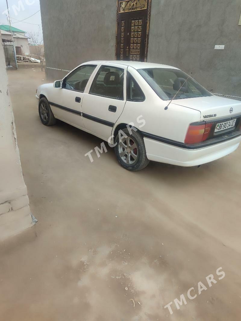 Opel Vectra 1990 - 25 000 TMT - Дашогуз - img 3