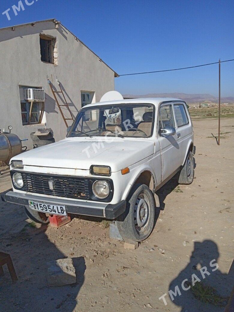 Lada Niva 1983 - 15 000 TMT - Койтендаг - img 3