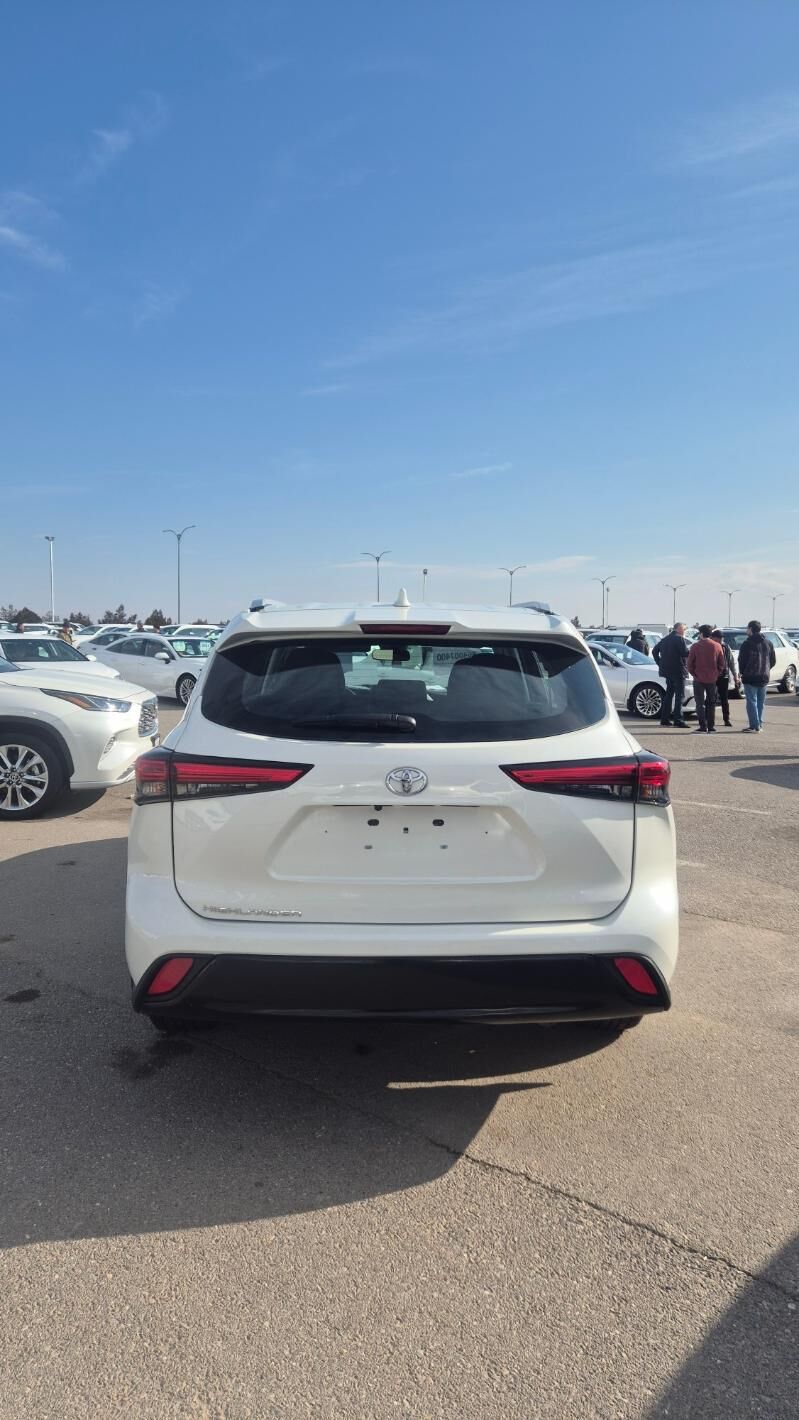 Toyota Highlander 2021 - 480 000 TMT - Aşgabat - img 6