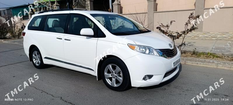 Toyota Sienna 2015 - 332 000 TMT - Ашхабад - img 2