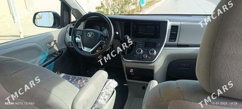 Toyota Sienna 2015 - 332 000 TMT - Ашхабад - img 9