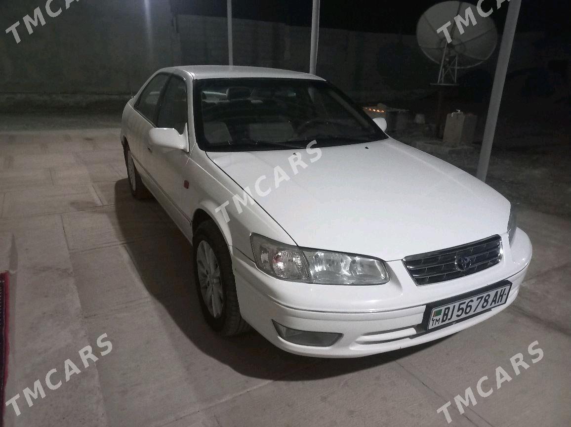 Toyota Camry 2001 - 120 000 TMT - Теджен - img 3