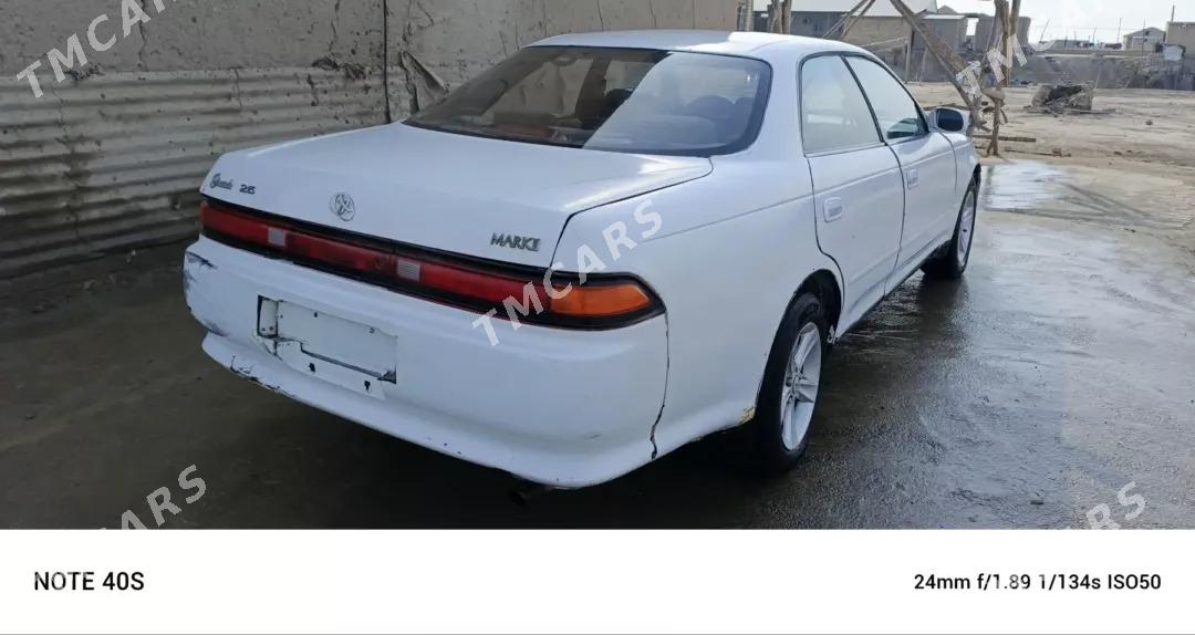 Toyota Mark II 1993 - 35 000 TMT - Магданлы - img 2