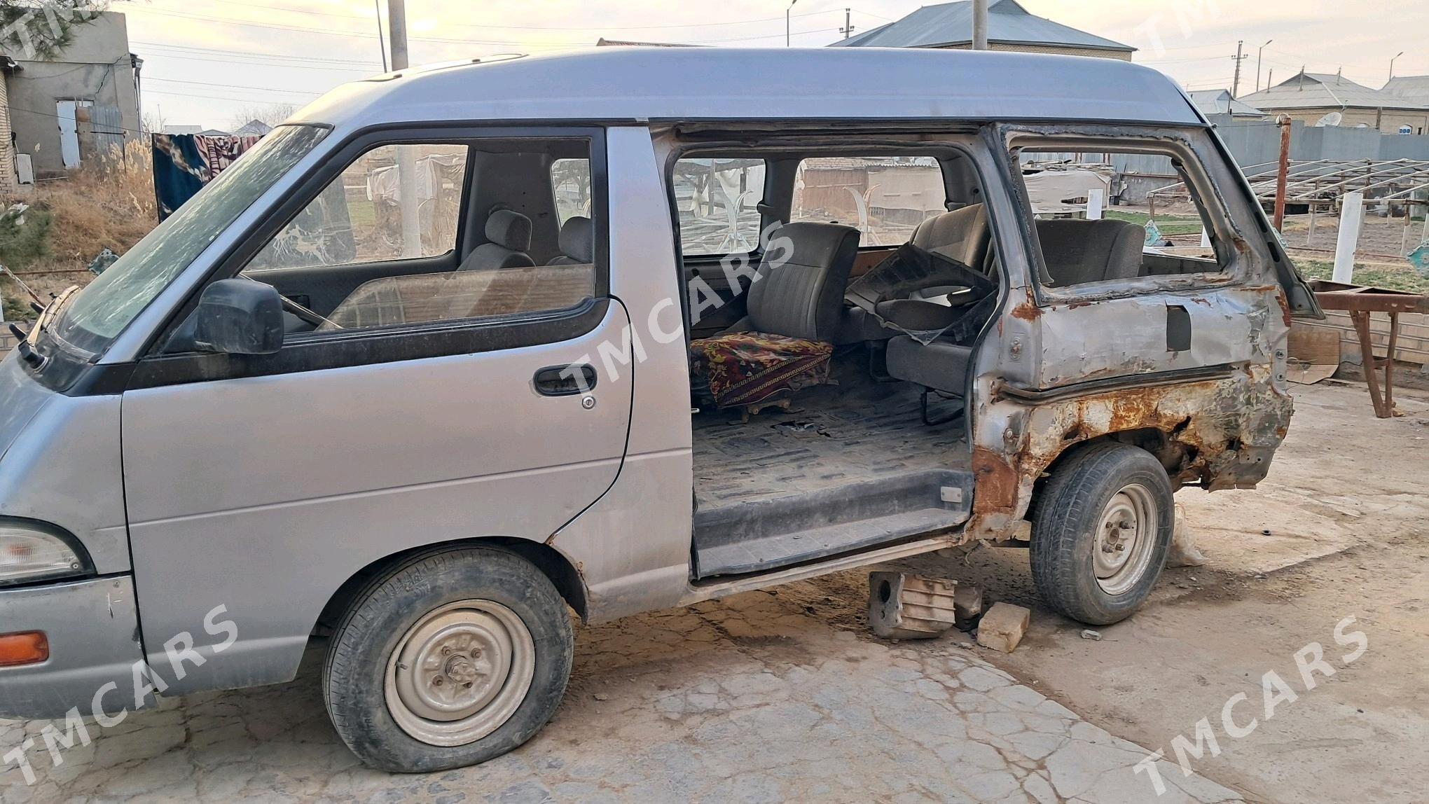 Toyota Town Ace 1993 - 15 000 TMT - Wekilbazar - img 3