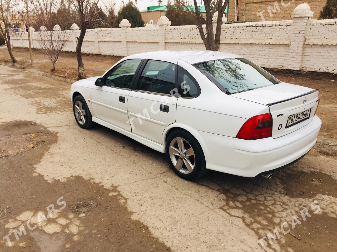 Opel Vectra 2000 - 70 000 TMT - Дашогуз - img 5