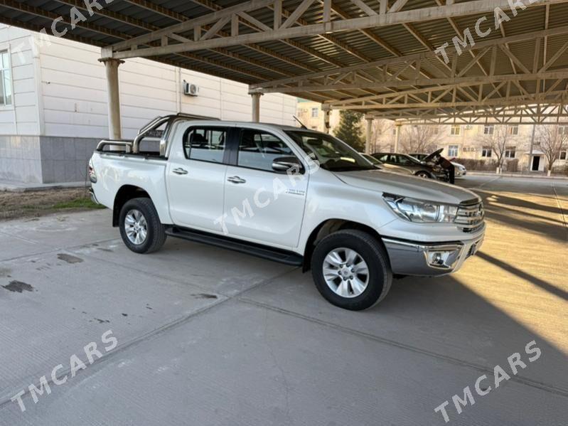 Toyota Hilux 2016 - 500 000 TMT - Туркменабат - img 3