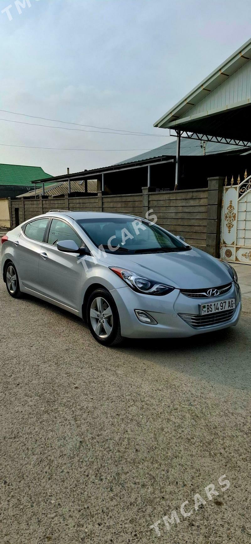 Hyundai Elantra 2012 - 150 000 TMT - Türkmenbaşy şaýoly - img 2