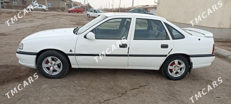 Opel Vectra 1994 - 40 000 TMT - Дашогуз - img 3